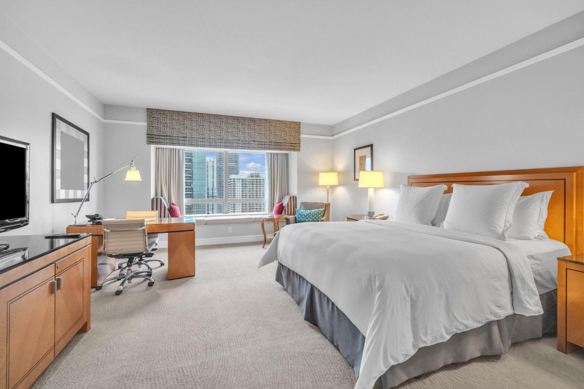 2 Bedroom Or King Studio Suites Four Seasons Hotel Miami Free Wi-Fi & Free Parking Екстериор снимка